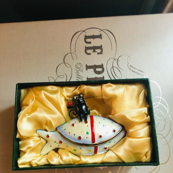 Department 56 Cat With Fish Jeweled Box - Picture 11 of 11